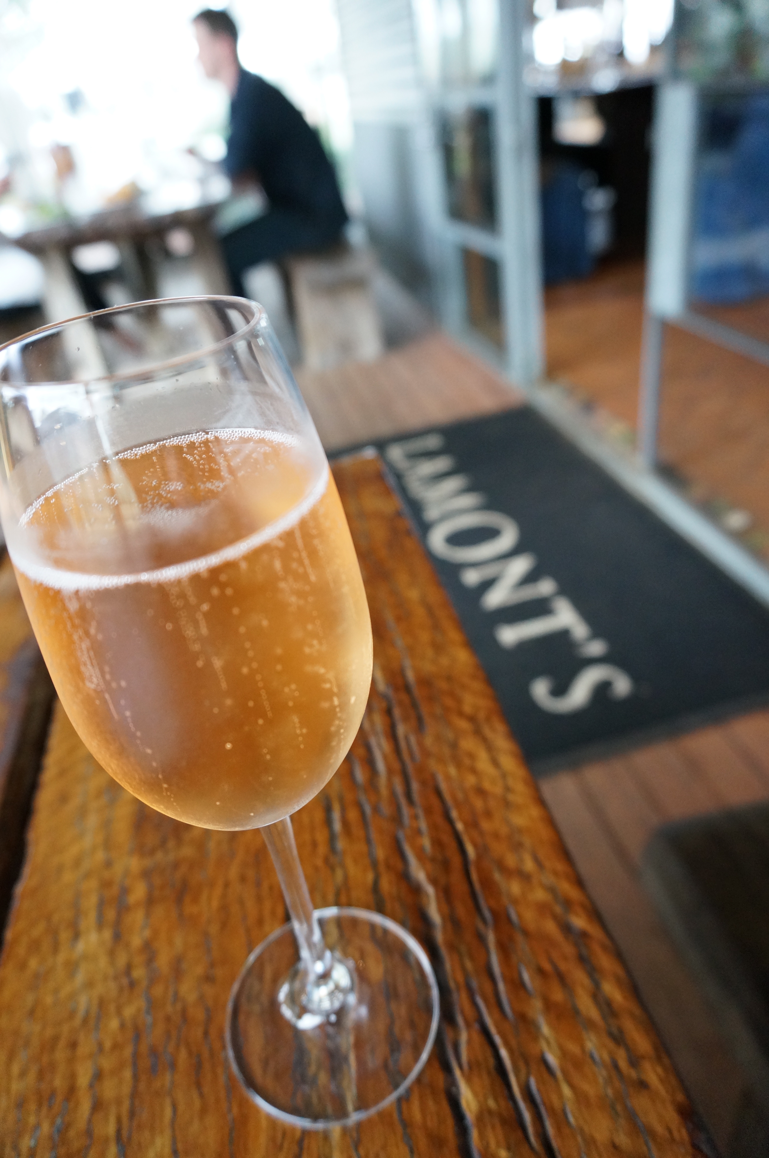Sparkling wine at Lamont's in the Swan Valley