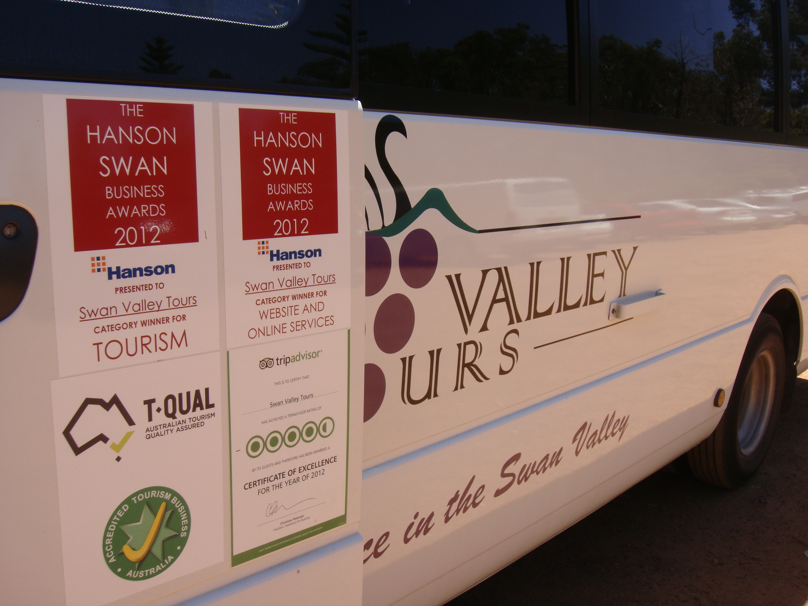 Swan Valley Tours bus