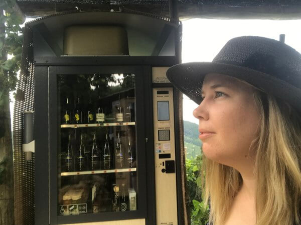 thinking-about-number-prosecco-bottles-to-drink-italy