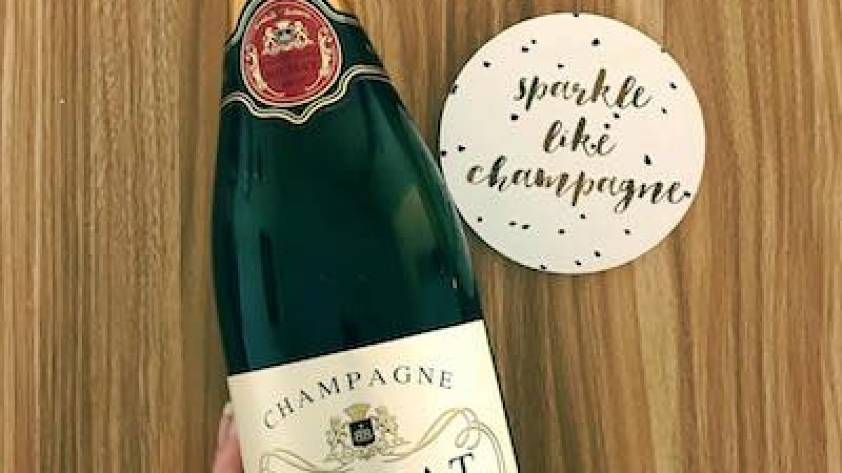 Champagne Bichat Brut Rewiew Travelling Corkscrew Wine Blog