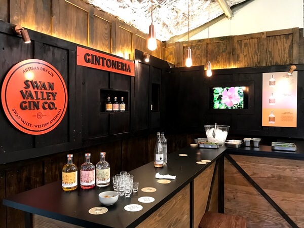 gin-tasting-station-at-swan-valleygin-company