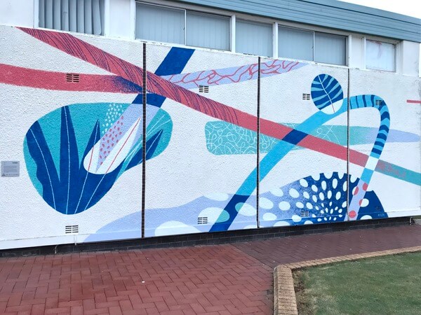 chris-nixon-artwork-on-the-side-of-the-council-builind-in-katanning-titled-untitled
