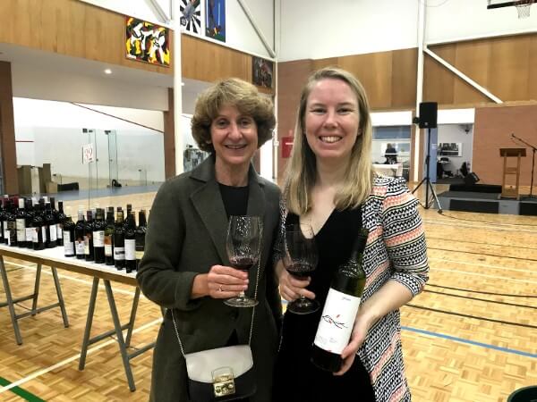 jo-of-3drops-wine-and-travelling-piccolo-at-the-wine-show-of-western-australia