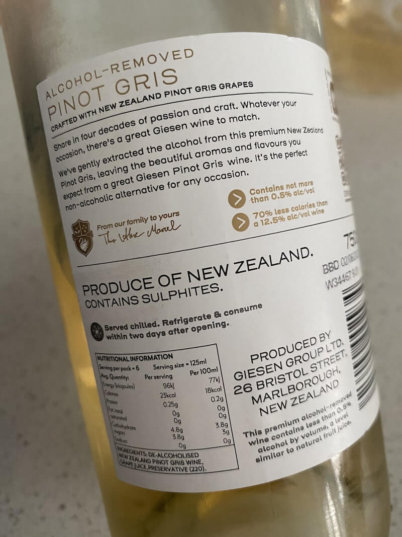 Giesen zero percent Pinot Gris back label