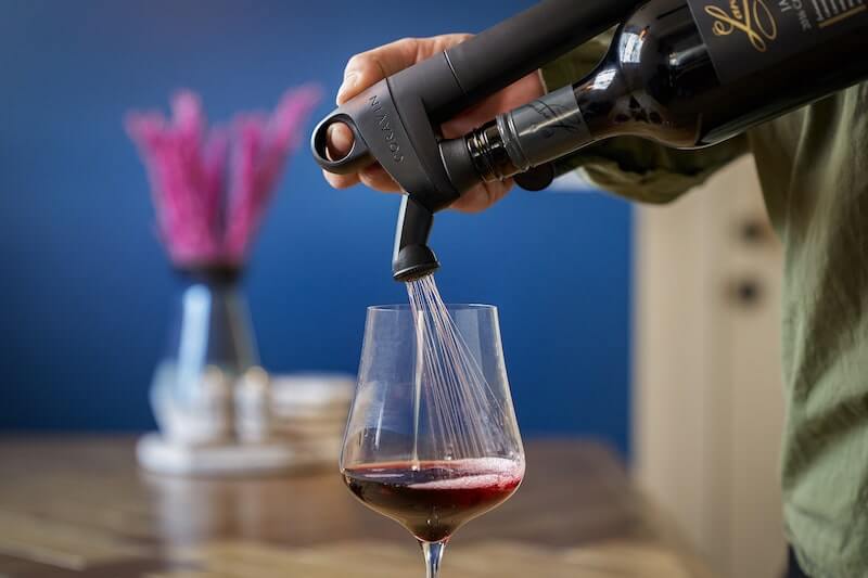 The Pivot PLUS Wine Preservation System with aerator